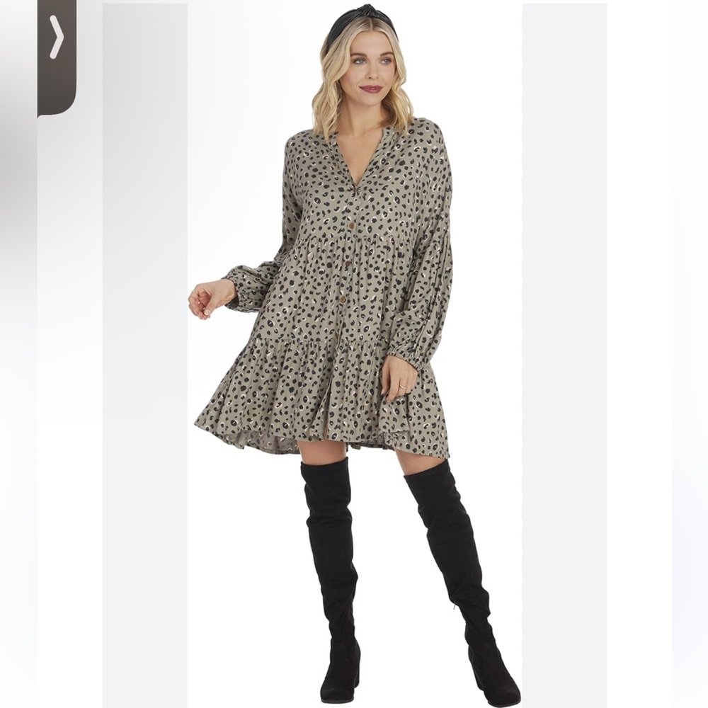 MUD PIE MAYBELL FLOUNCE LEOPARD PRINT BUTTON DETAIL DRESS BLACK, SAGE GREEN SZ M